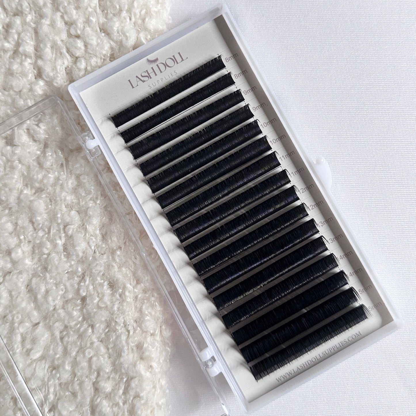 Classic Silk Lashes (C-Curl, Mix Tray)